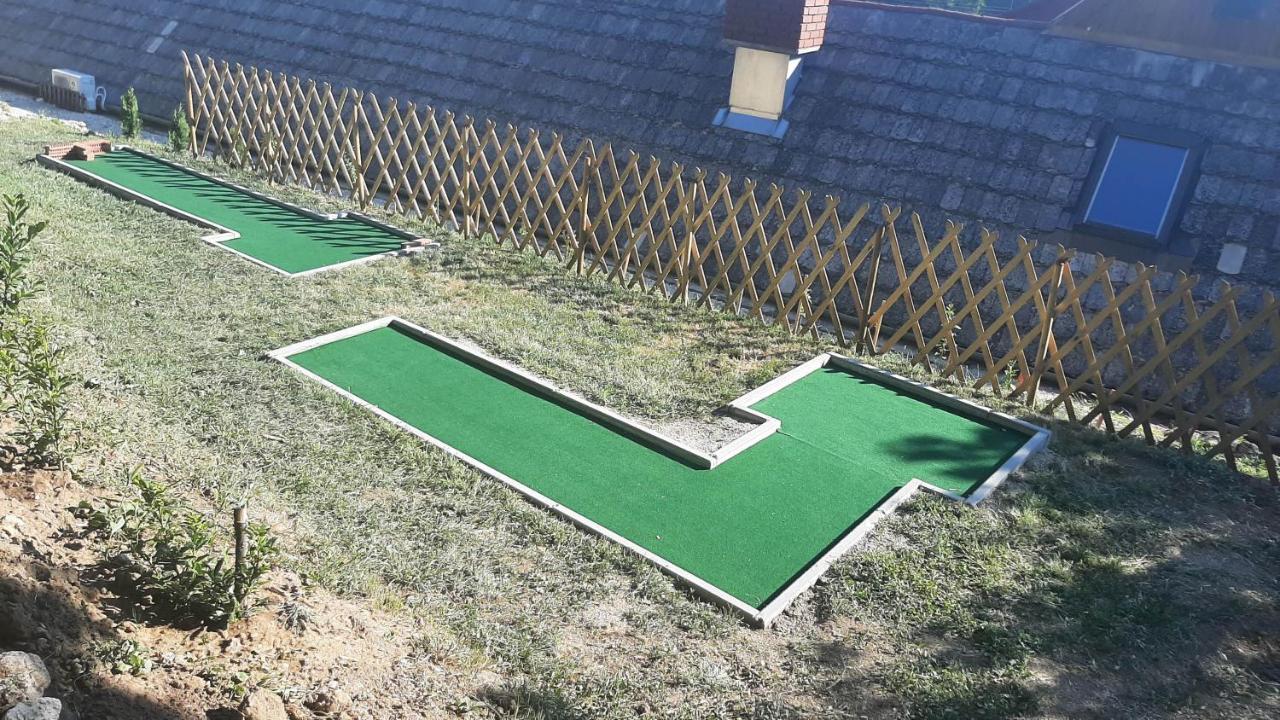 Apartament Bobita Haza Eplény Zewnętrze zdjęcie