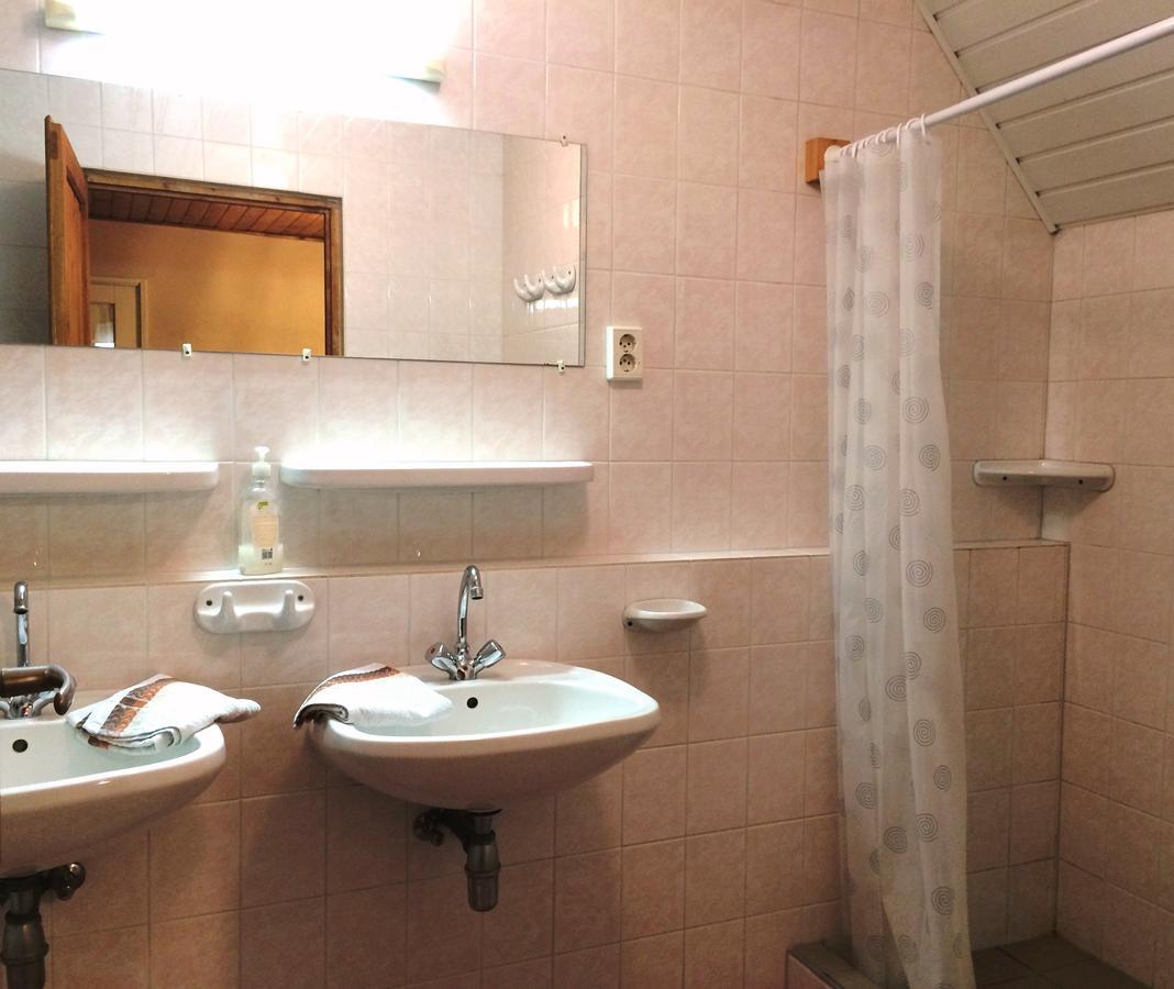Apartament Bobita Haza Eplény Zewnętrze zdjęcie